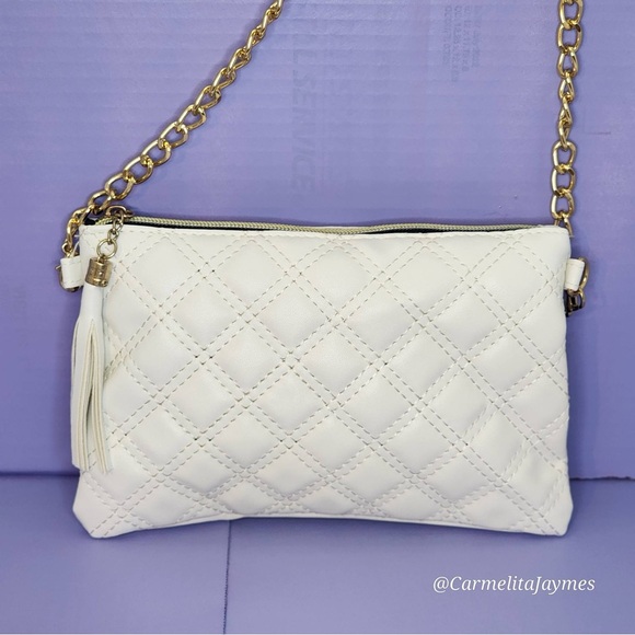 White And Gold Quilted Diamond Pattern Gold Tassel Clutch And Crossbody Purse ๐ - Picture 3 of 9